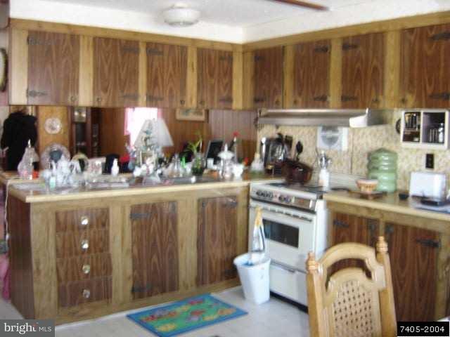 238 Berwick Road Abbottstown, PA 17301 - Photo 3 of 8 Gallery Image 3