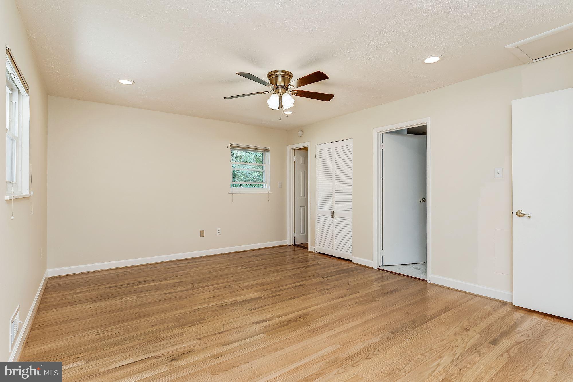 209 Suter Road Catonsville, MD 21228 - Photo 14 of 34 Master Suite