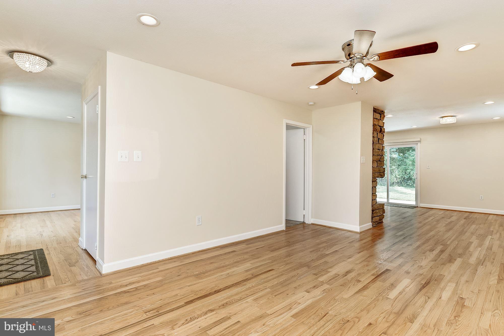 209 Suter Road Catonsville, MD 21228 - Photo 3 of 34 Dining Room
