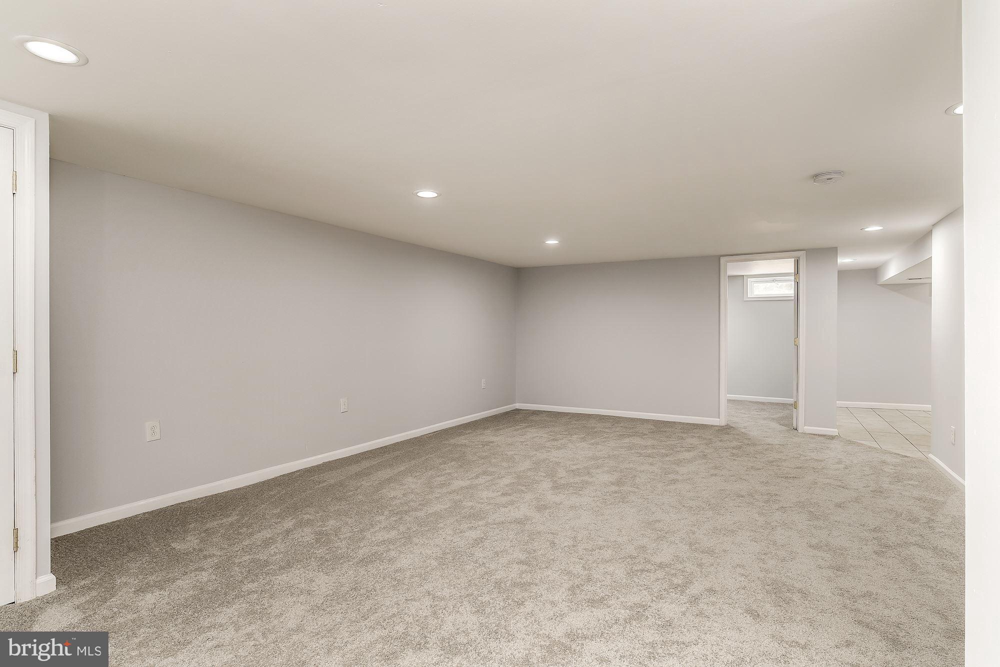 209 Suter Road Catonsville, MD 21228 - Photo 22 of 34 Family Room