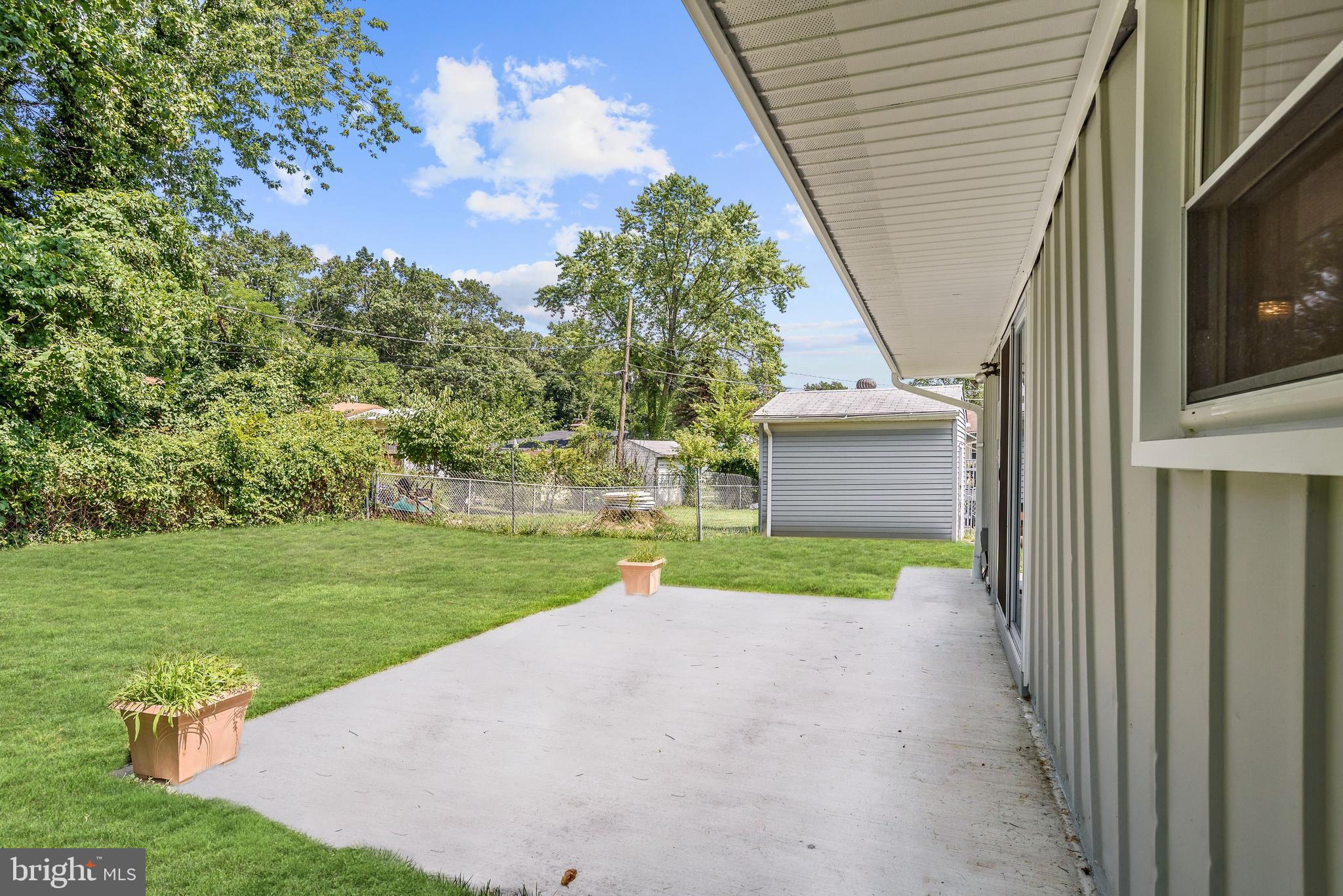 209 Suter Road Catonsville, MD 21228 - Photo 30 of 34 Landscaped Grounds