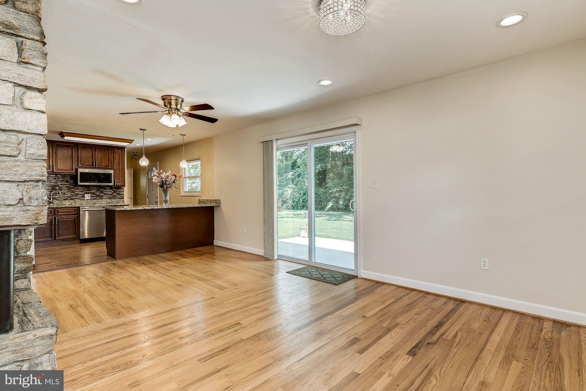 209 Suter Road Catonsville, MD 21228 - Photo 5 of 34 Breakfast Area