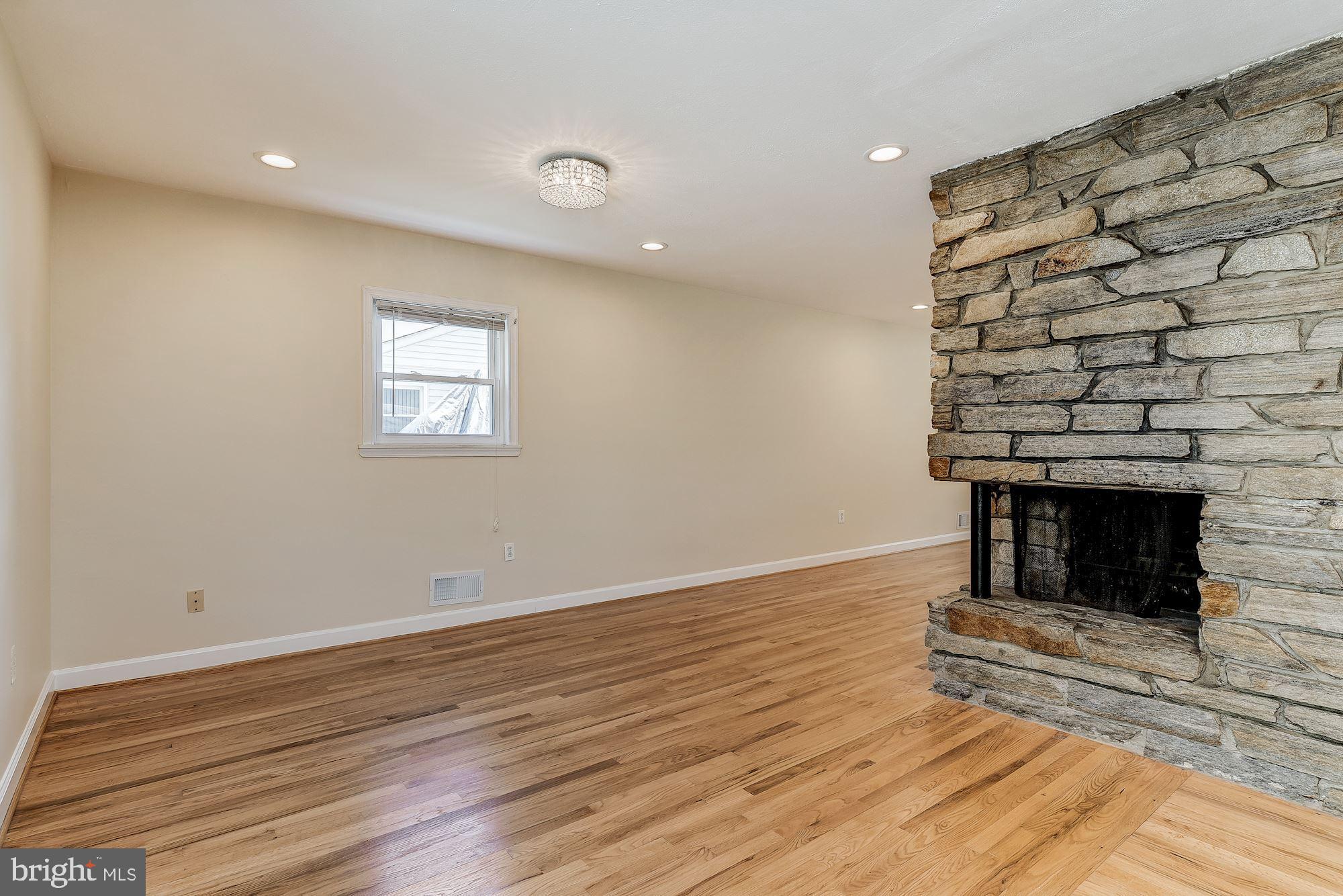 209 Suter Road Catonsville, MD 21228 - Photo 7 of 34 Breakfast Area
