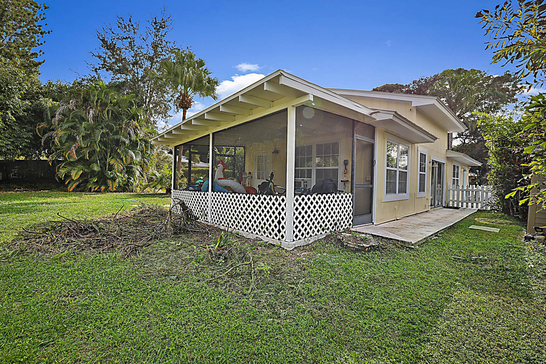 1017 Southwest Spruce Street Palm City, FL 34990 - Photo 16 of 17 1017 SW Spruce St -33