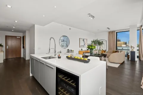 $1,760,000 | 2604 Fifth Avenue, Unit 601, San Diego, CA 92103
