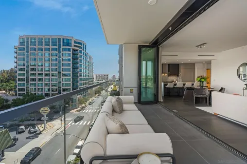 $1,760,000 | 2604 Fifth Avenue, Unit 601, San Diego, CA 92103