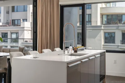 $1,760,000 | 2604 Fifth Avenue, Unit 601, San Diego, CA 92103