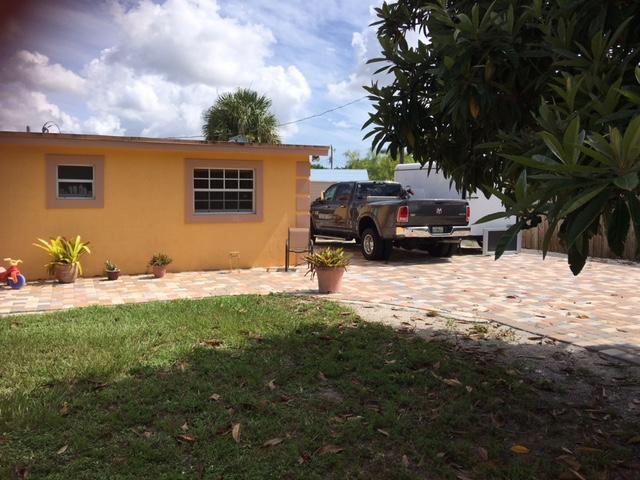 2446 Rue Road West Palm Beach, FL 33415 - Photo 2 of 12 IMG_0422