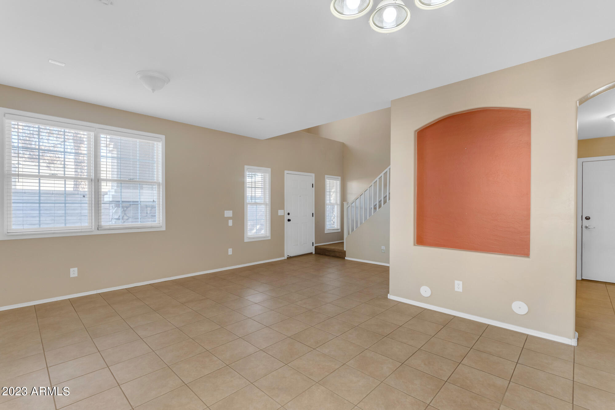 2350 East Pecan Road Phoenix, AZ 85040 - Photo 8 of 36 093_JillLee_pecan_2350 E Pecan Rd