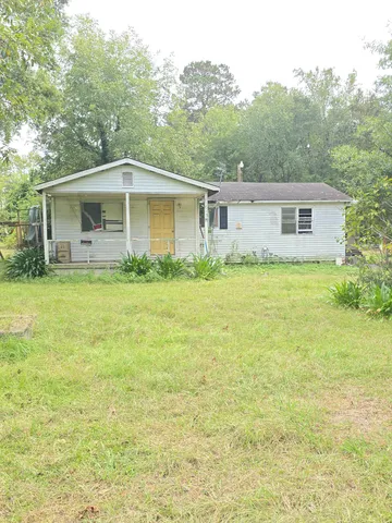 $98,000 | 613 State Rd S-38-1439, Holly Hill, SC 29059
