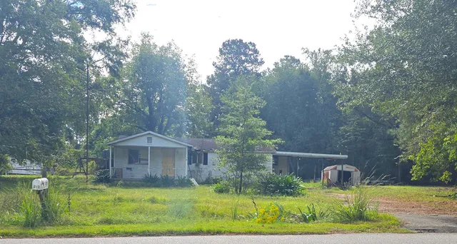$98,000 | 613 State Rd S-38-1439, Holly Hill, SC 29059