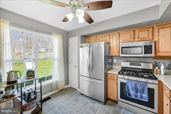 $305,000 | 1054 Alexander Drive, Temple, PA 19560