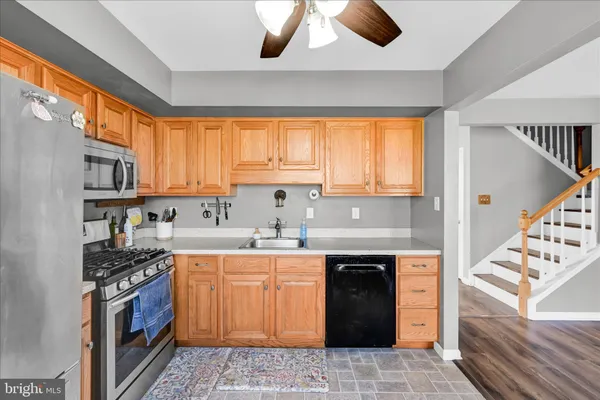 $305,000 | 1054 Alexander Drive, Temple, PA 19560