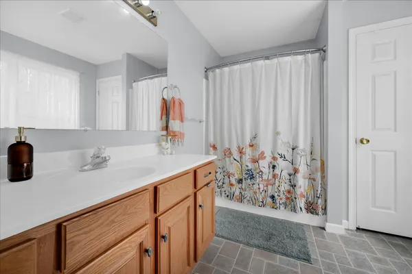 $305,000 | 1054 Alexander Drive, Temple, PA 19560