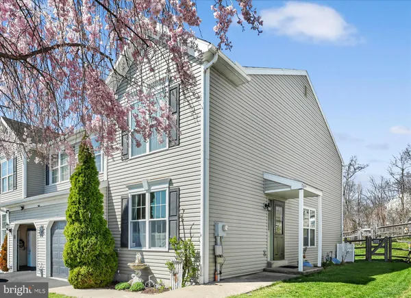 $305,000 | 1054 Alexander Drive, Temple, PA 19560