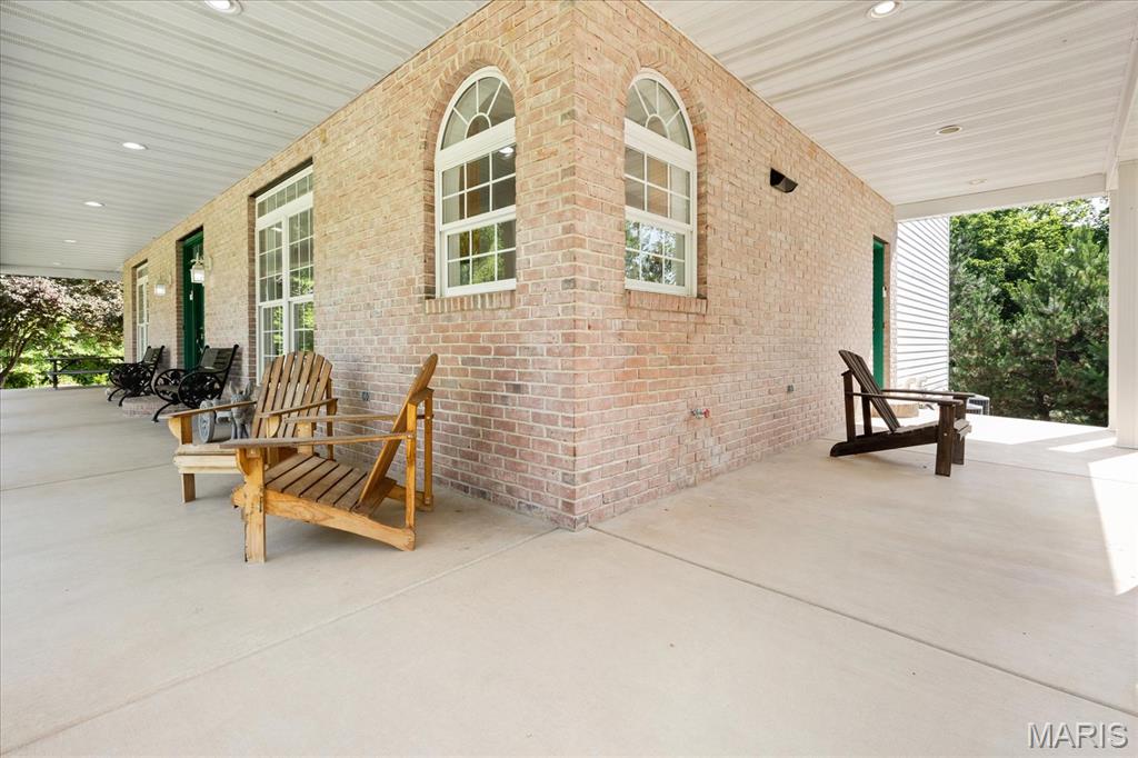 4 Hahn Estate Road Winfield, MO 63389 - Photo 7 of 51