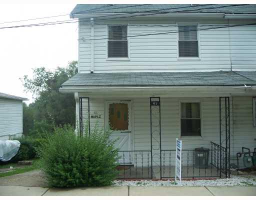 41 Maple Street Ellsworth, PA 15360 - Photo 1 of 5 Exterior Front.