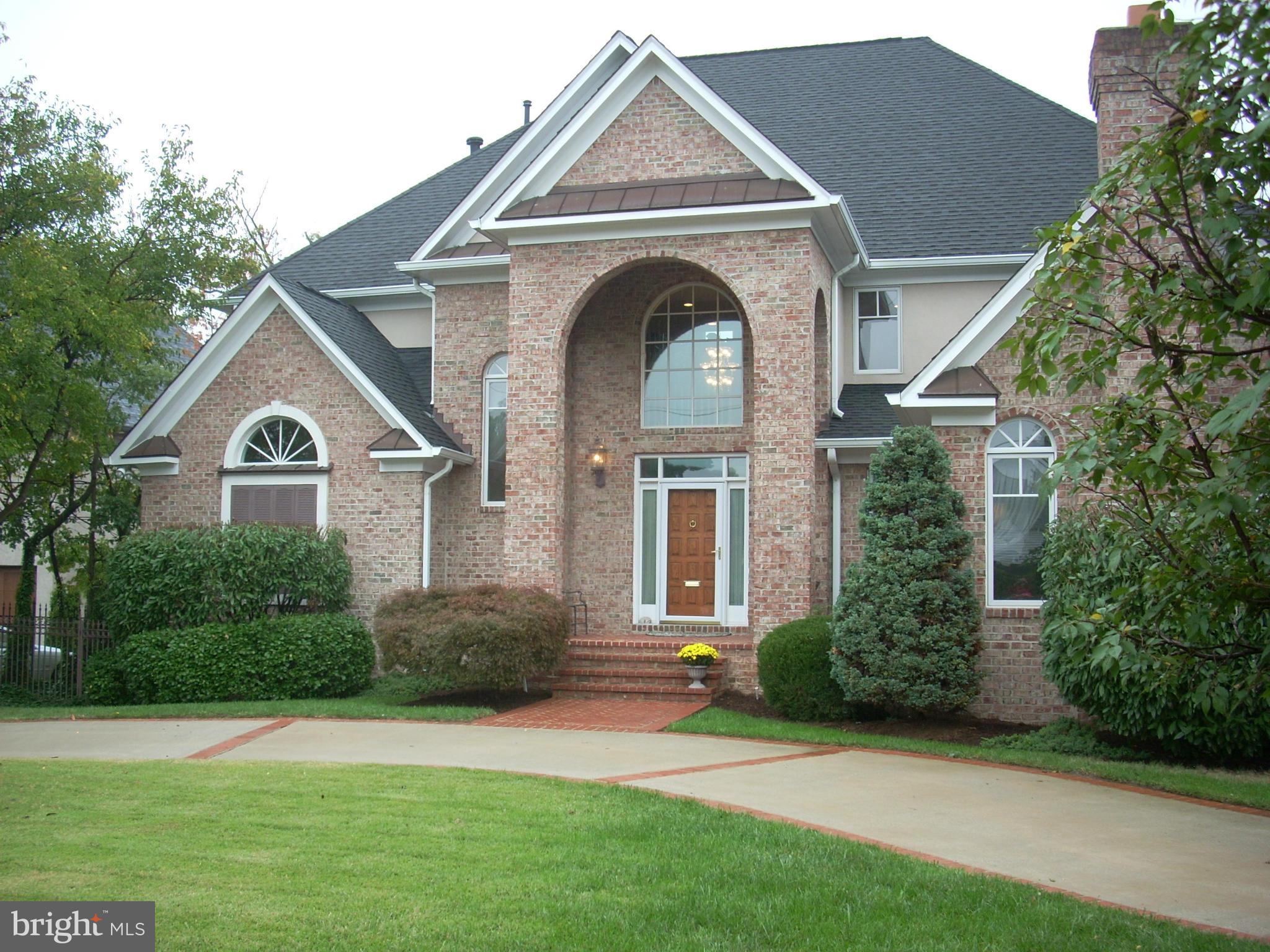 1925 South Arlington Ridge Road Arlington, VA 22202 - Photo 1 of 30 Classic...perfect for contemporary or traditional
