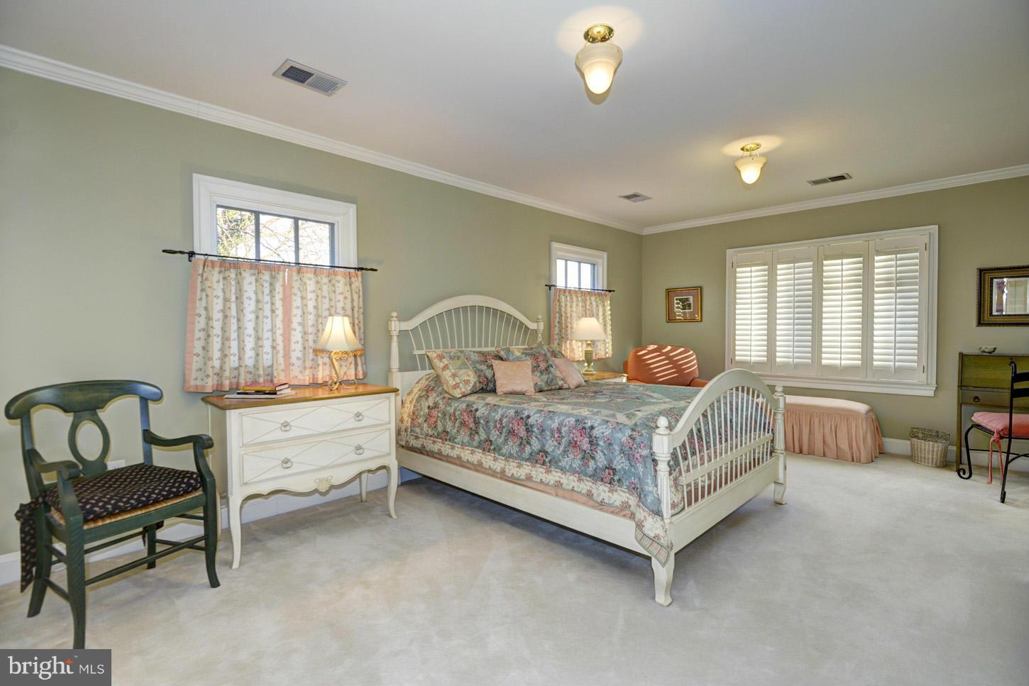 1925 South Arlington Ridge Road Arlington, VA 22202 - Photo 21 of 30 2nd Master Bedroom