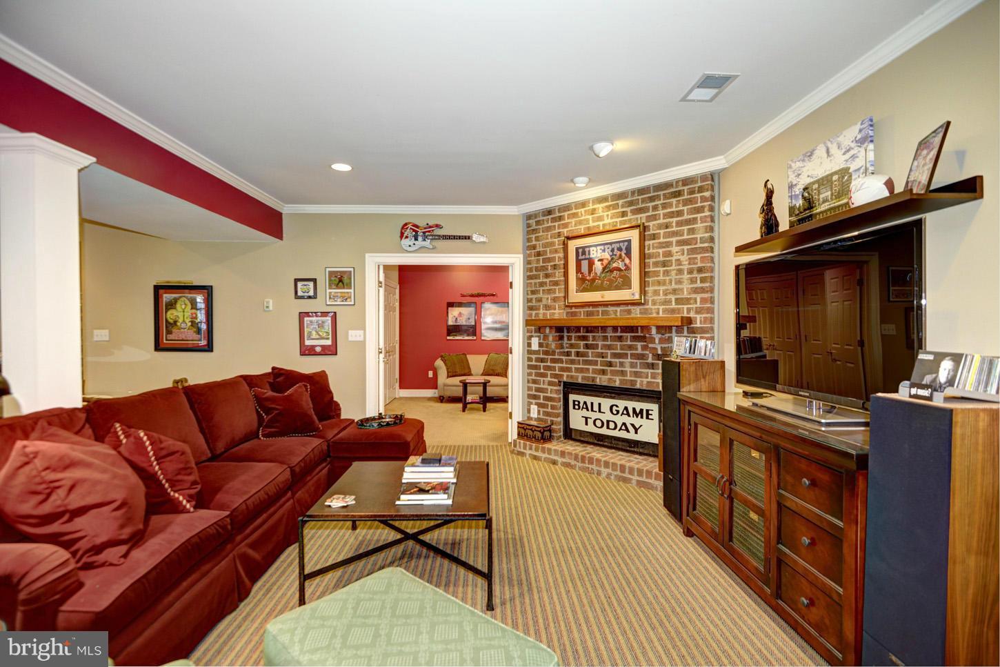 1925 South Arlington Ridge Road Arlington, VA 22202 - Photo 22 of 30 Lower level family and game room
