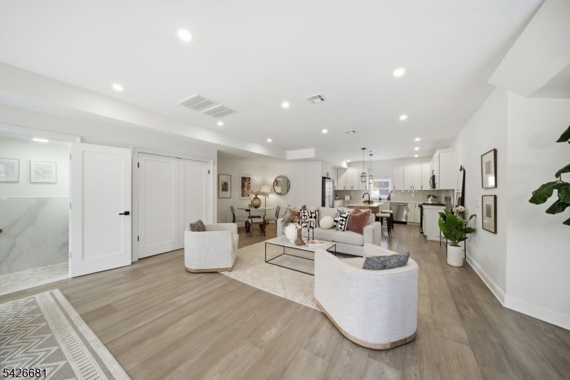 28 Irving Street Montclair, NJ 07042 - Photo 5 of 32