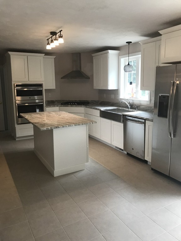 115 East County Road Rutland, MA 01543 - Photo 2 of 23