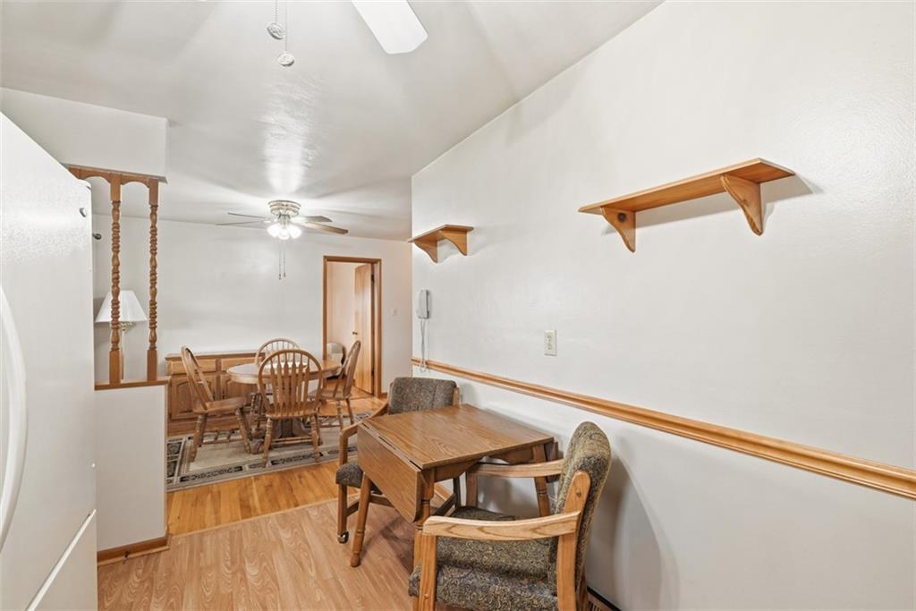 42 Lee Avenue Washington, PA 15301 - Photo 15 of 48 a living room with furniture