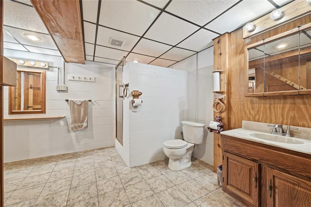 42 Lee Avenue Washington, PA 15301 - Photo 32 of 48 a bathroom with a sink toilet and shower