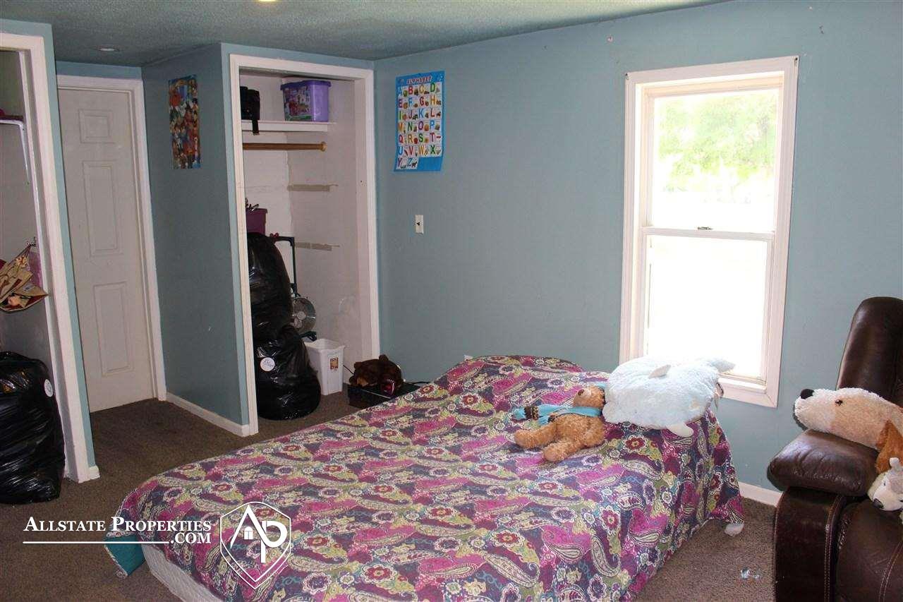 4399 North Gale Road Davison, MI 48423 - Photo 19 of 37 21461741-18.JPG