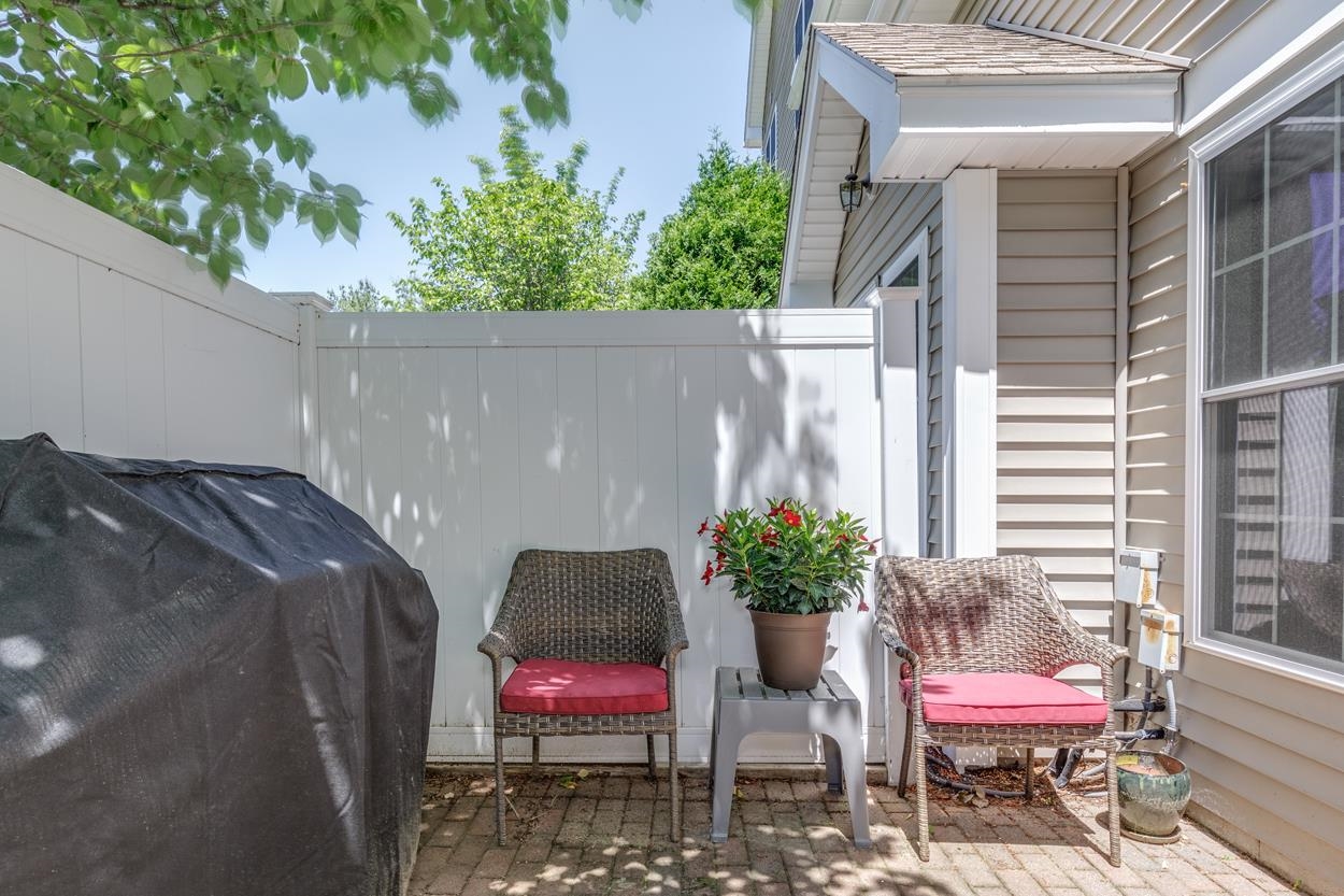 1 Maple Ridge Drive, Unit 101 Merrimack, NH 03054 - Photo 13 of 38