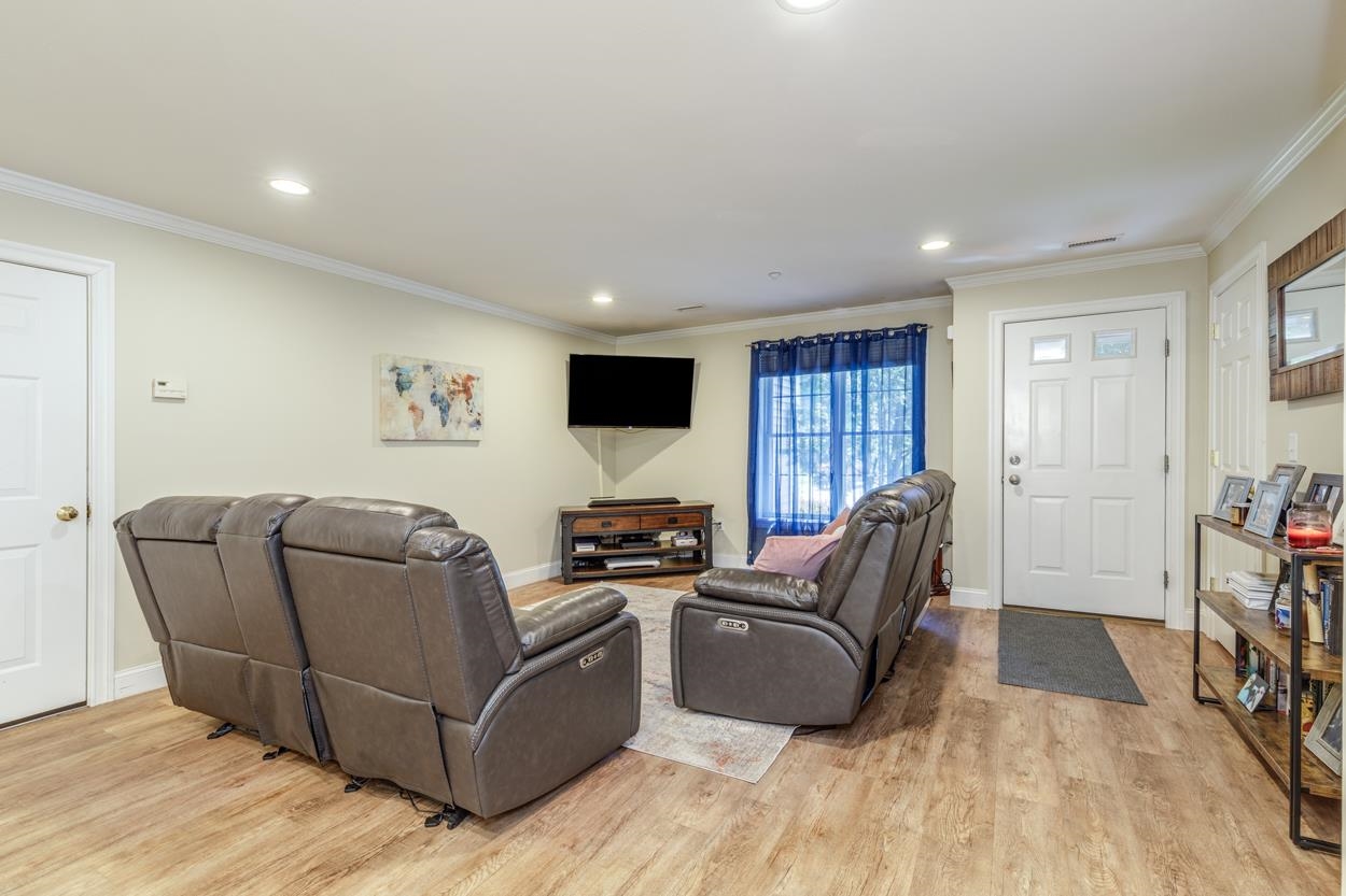 1 Maple Ridge Drive, Unit 101 Merrimack, NH 03054 - Photo 3 of 38