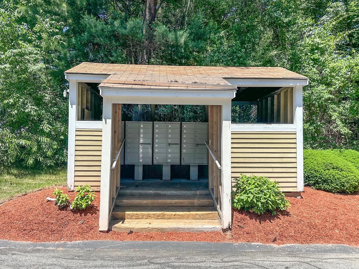 1 Maple Ridge Drive, Unit 101 Merrimack, NH 03054 - Photo 32 of 38