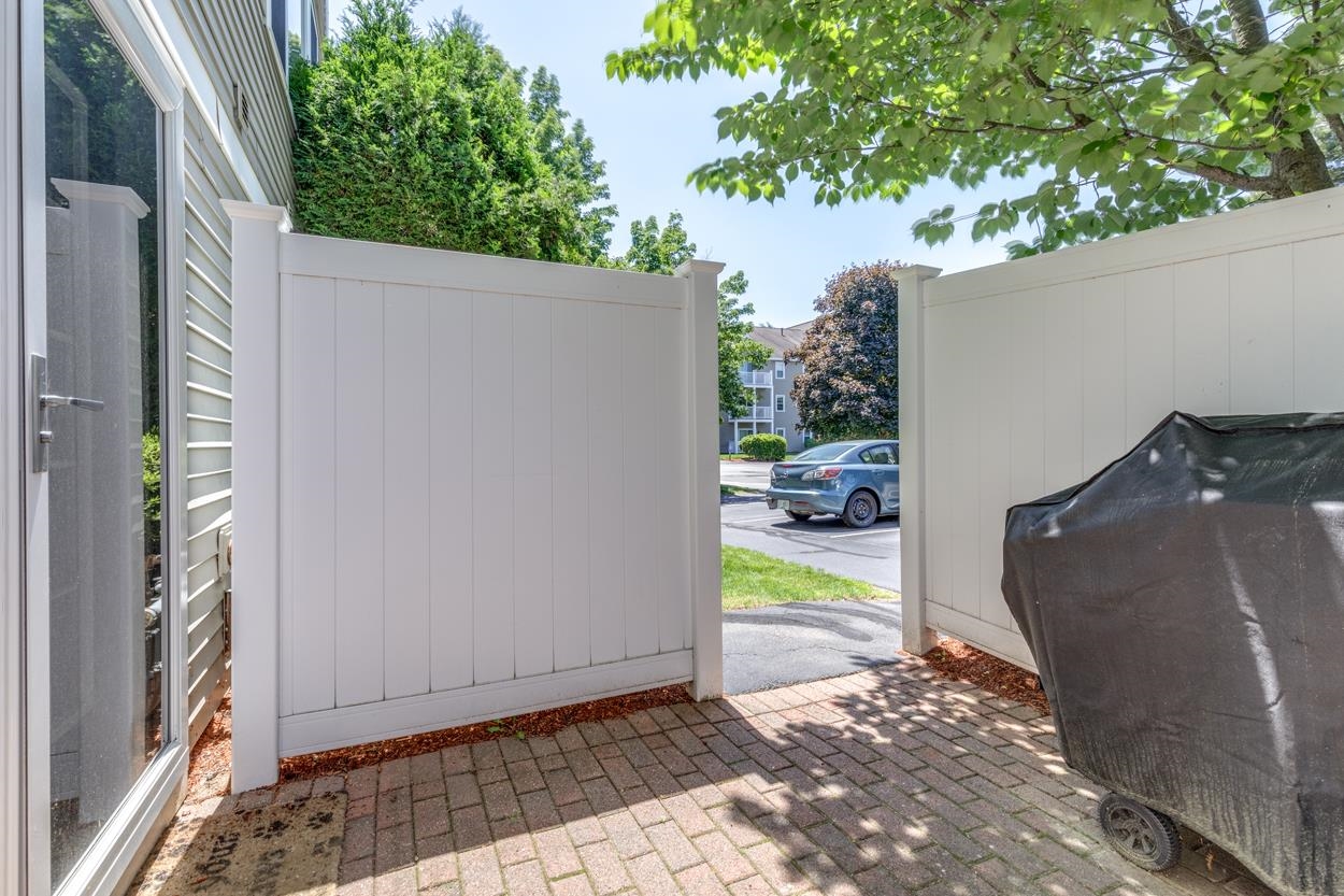 1 Maple Ridge Drive, Unit 101 Merrimack, NH 03054 - Photo 33 of 38