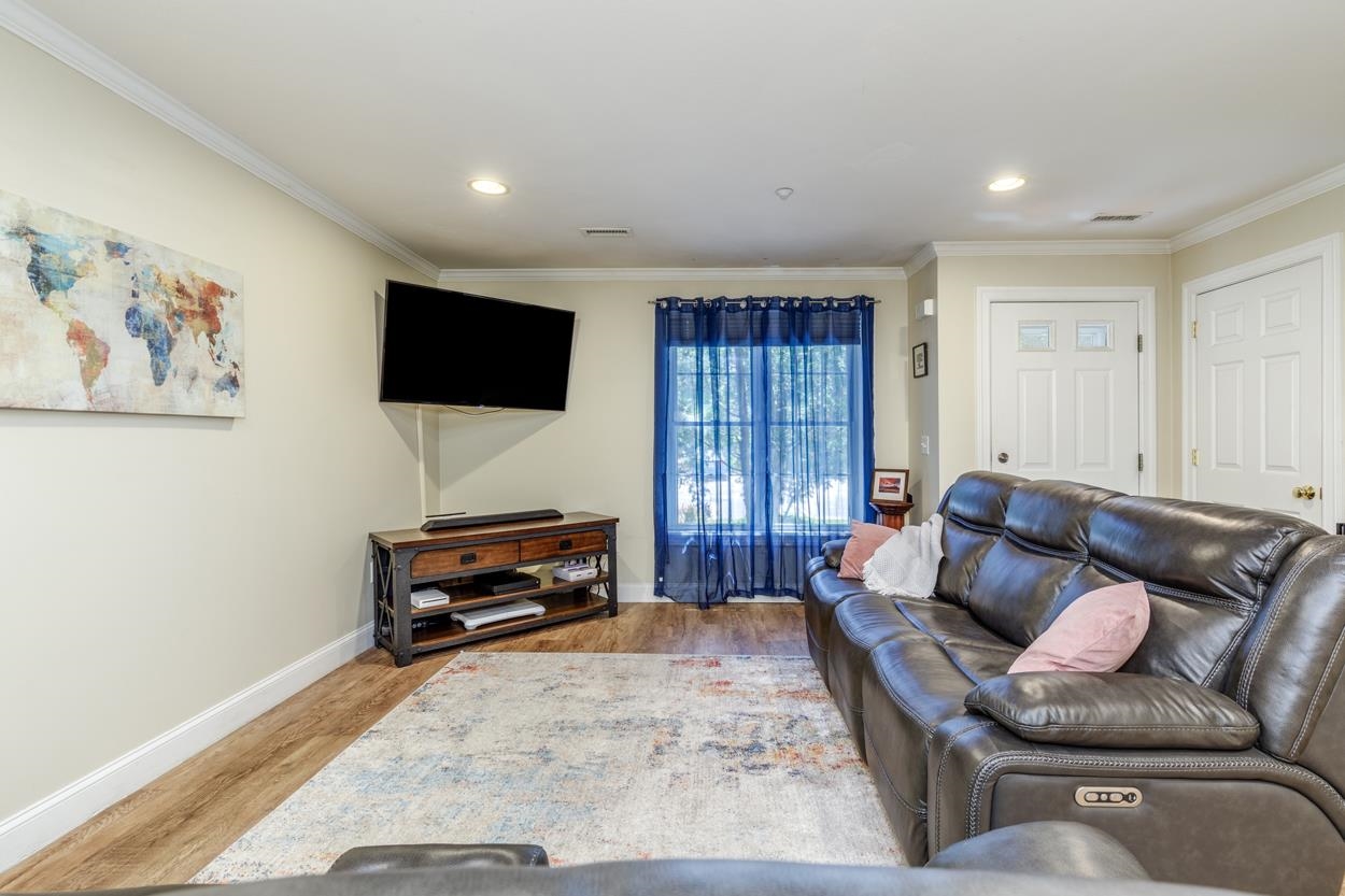 1 Maple Ridge Drive, Unit 101 Merrimack, NH 03054 - Photo 5 of 38