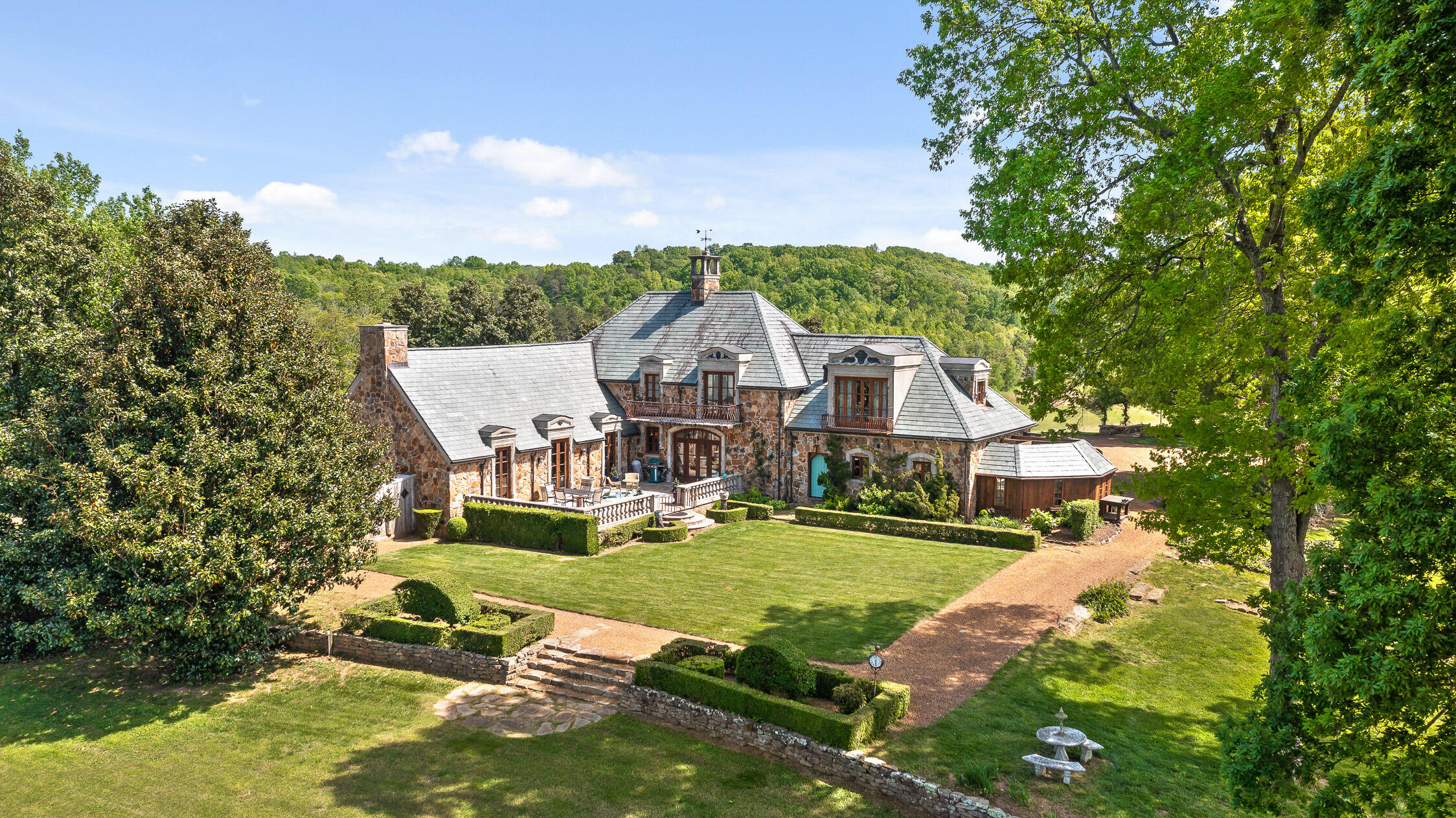 301 Espalier Drive Decatur, TN 37322 - Photo 4 of 109 Espalier-12