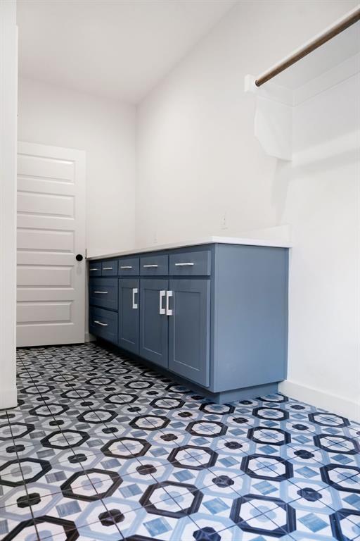 841 Meadowbend Loop South Grapevine, TX 76051 - Photo 16 of 20 a view of a rug