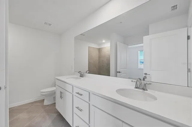 $389,000 | 12240 Wellen Golf Street, Unit 201, Venice, FL 34293