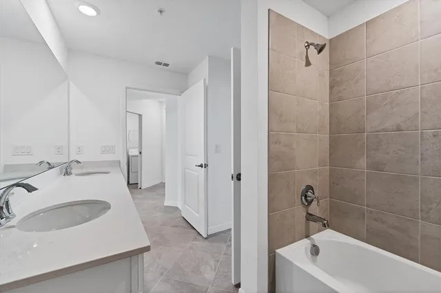 $389,000 | 12240 Wellen Golf Street, Unit 201, Venice, FL 34293