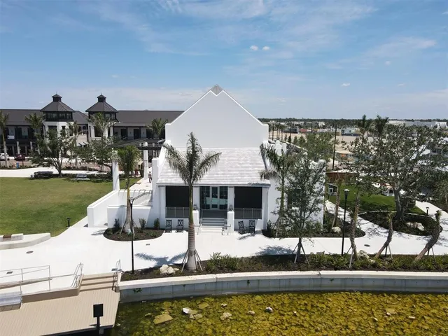 $389,000 | 12240 Wellen Golf Street, Unit 201, Venice, FL 34293