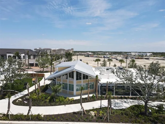 $389,000 | 12240 Wellen Golf Street, Unit 201, Venice, FL 34293