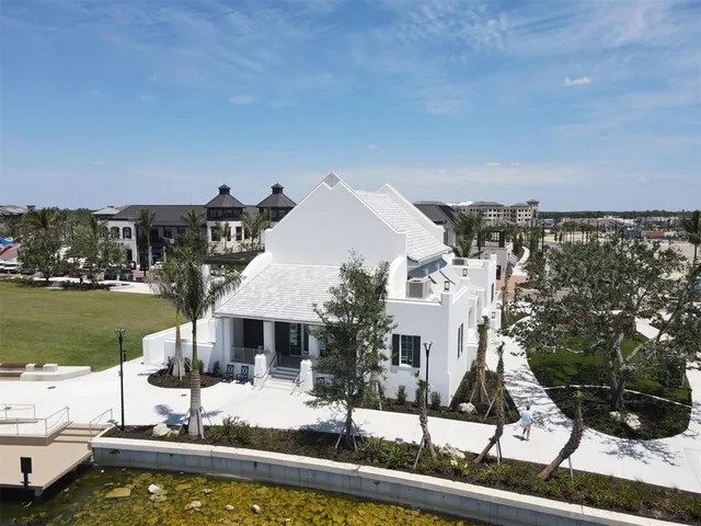 $389,000 | 12240 Wellen Golf Street, Unit 201, Venice, FL 34293