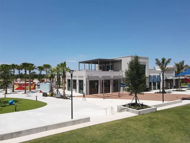 $389,000 | 12240 Wellen Golf Street, Unit 201, Venice, FL 34293