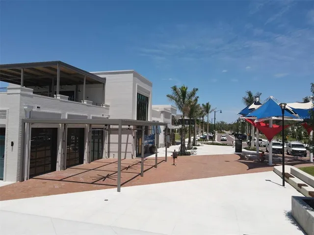 $389,000 | 12240 Wellen Golf Street, Unit 201, Venice, FL 34293
