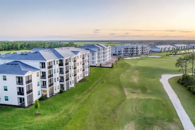 $389,000 | 12240 Wellen Golf Street, Unit 201, Venice, FL 34293