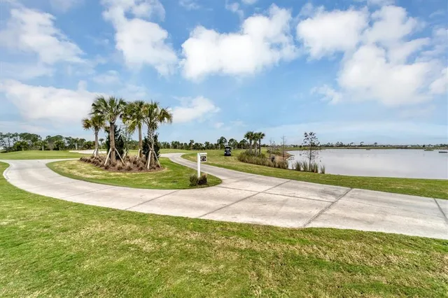 $389,000 | 12240 Wellen Golf Street, Unit 201, Venice, FL 34293