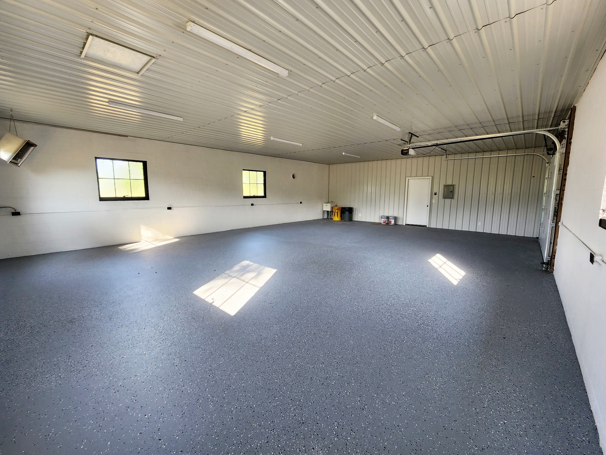 0 Kaiser Road Dickson, TN 37055 - Photo 13 of 14 an empty room with windows