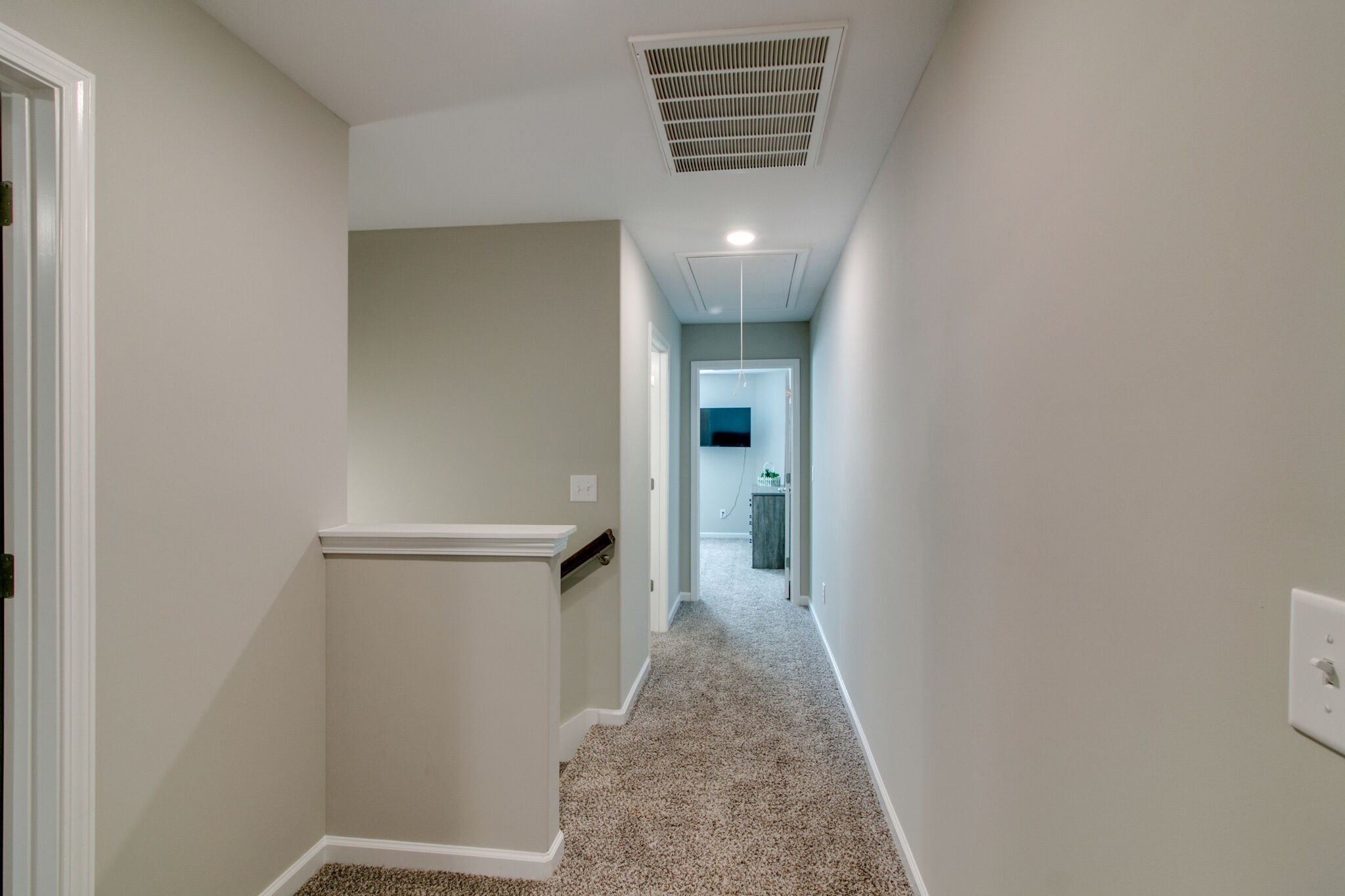947 Center Road, Unit B Clarksville, TN 37042 - Photo 9 of 24 a view of a hallway with a white walls