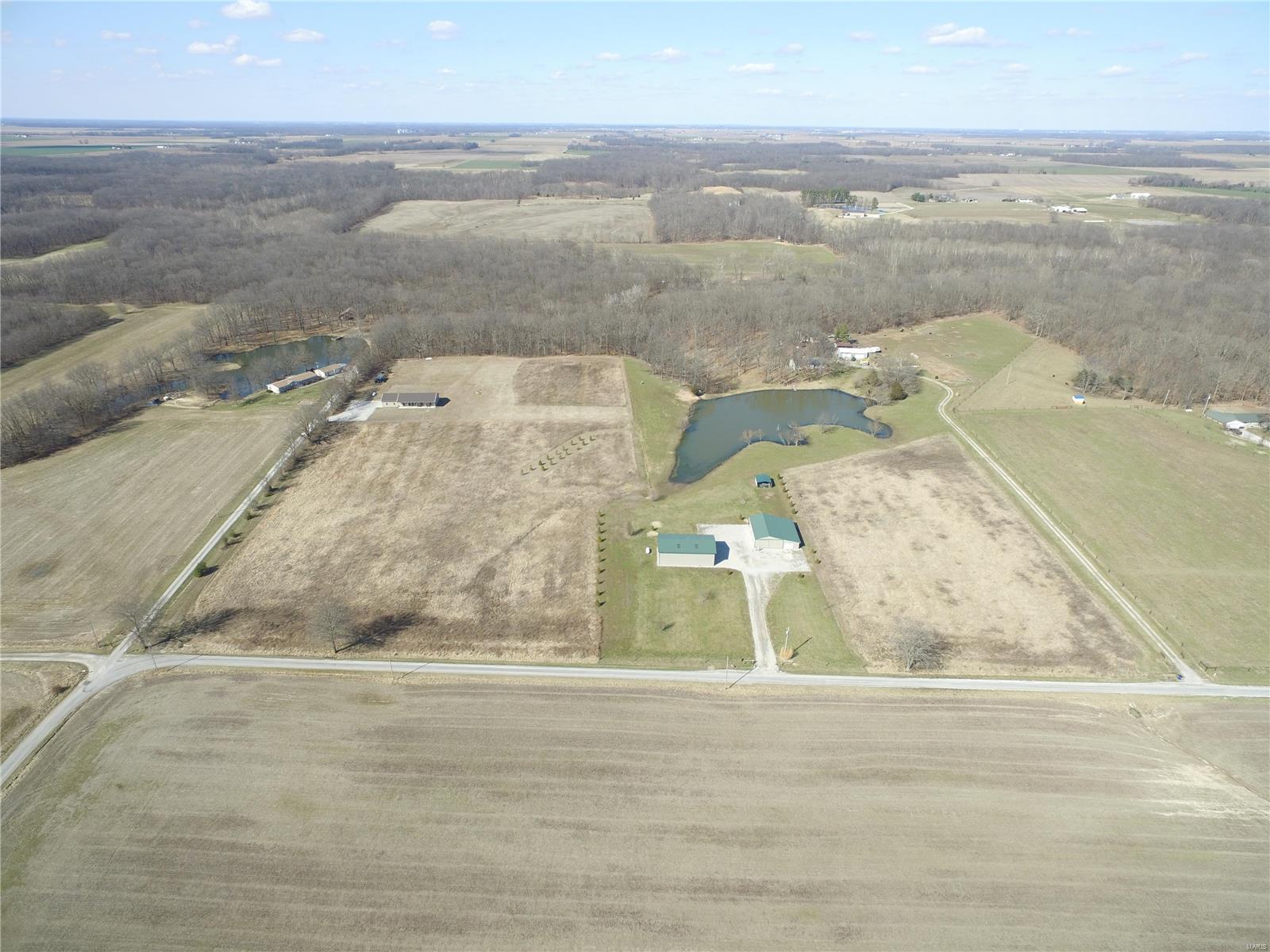 1743 Hydrangea Road Coulterville, IL 62237 - Photo 2 of 7