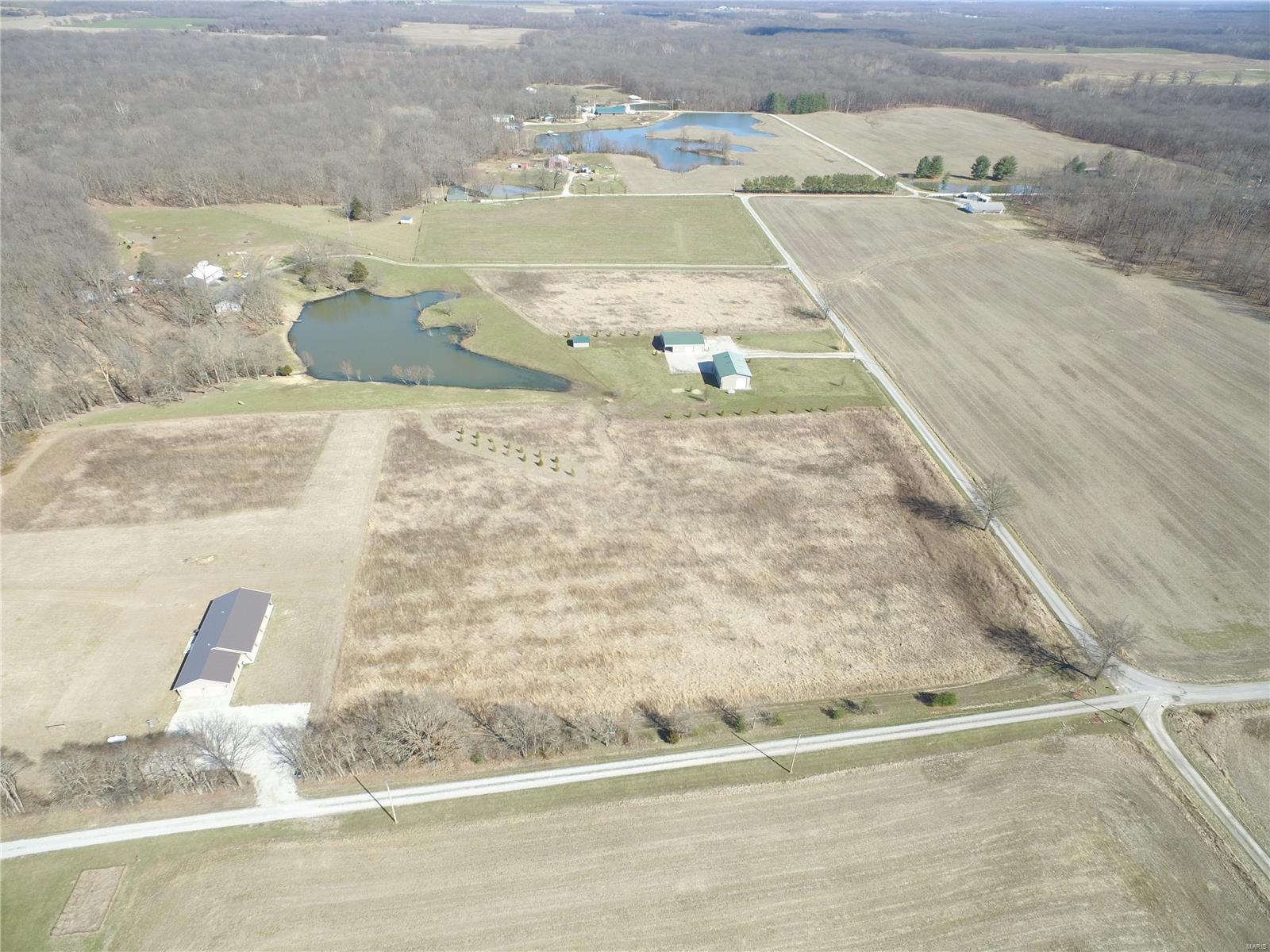 1743 Hydrangea Road Coulterville, IL 62237 - Photo 3 of 7
