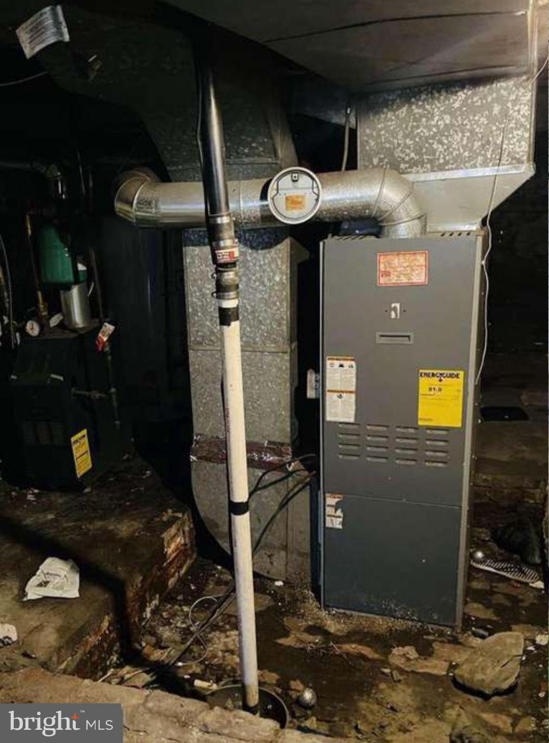 186 West Hanover Street Trenton, NJ 08618 - Photo 9 of 10 a view of a entryway of the house